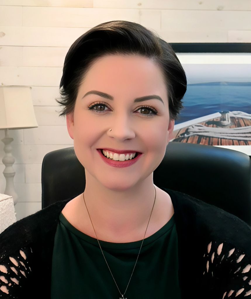 Katie McDearmon Headshot