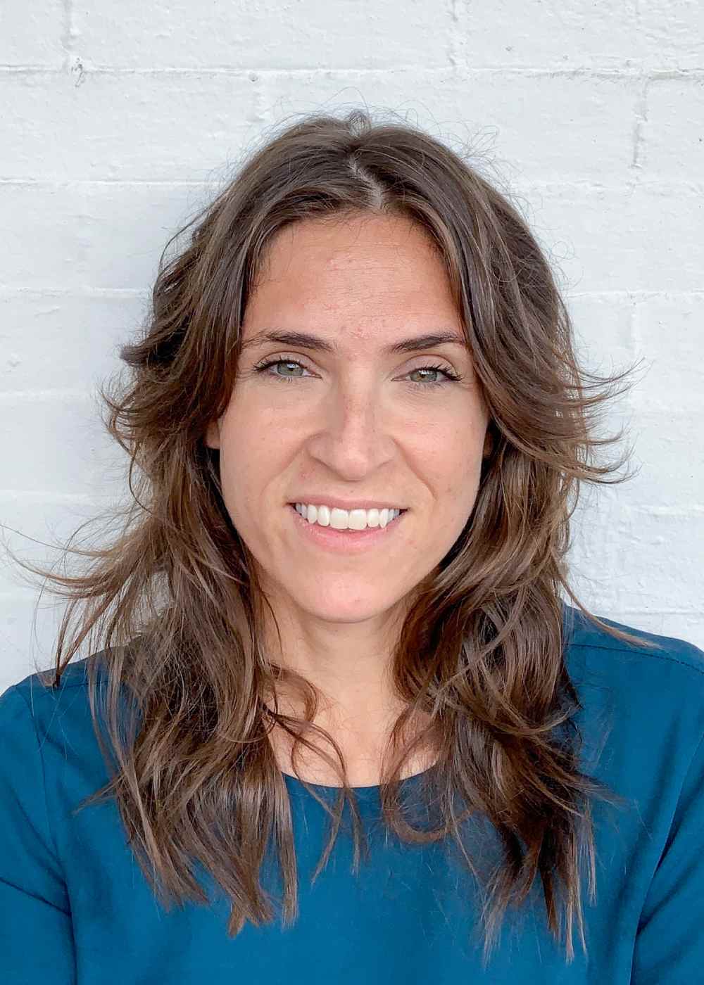 Headshot of Elise Robbins